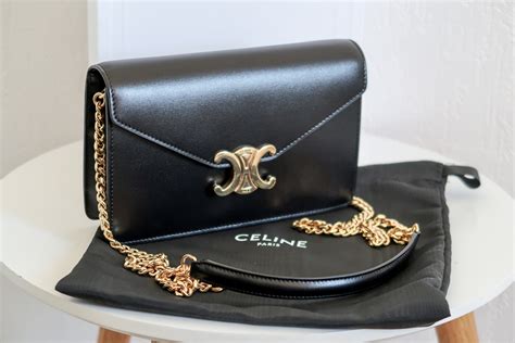 pochette celine triomphe